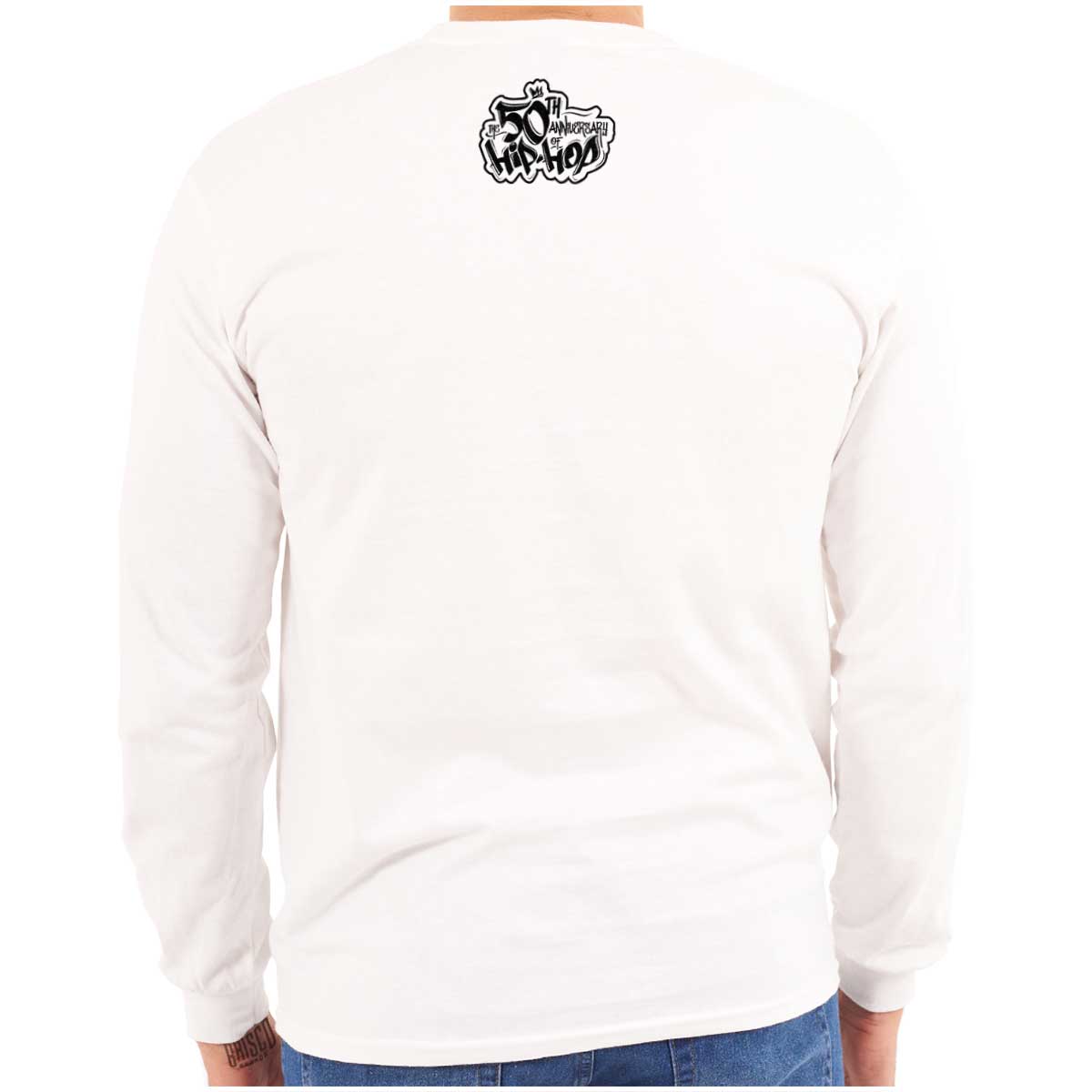 This shirt is a souvenir from a memorable tour featuring Ice-T and Donald-D. It allows you to feel the energy and vibe of their legendary hip-hop experience. It's not just clothing, it's a piece of hip-hop history.